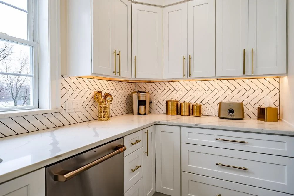 Brilliant White Shaker-patrs